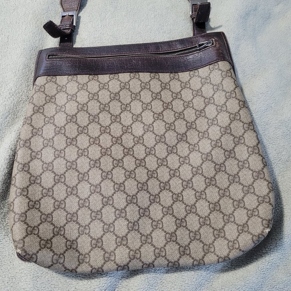 Gucci crossbody bag